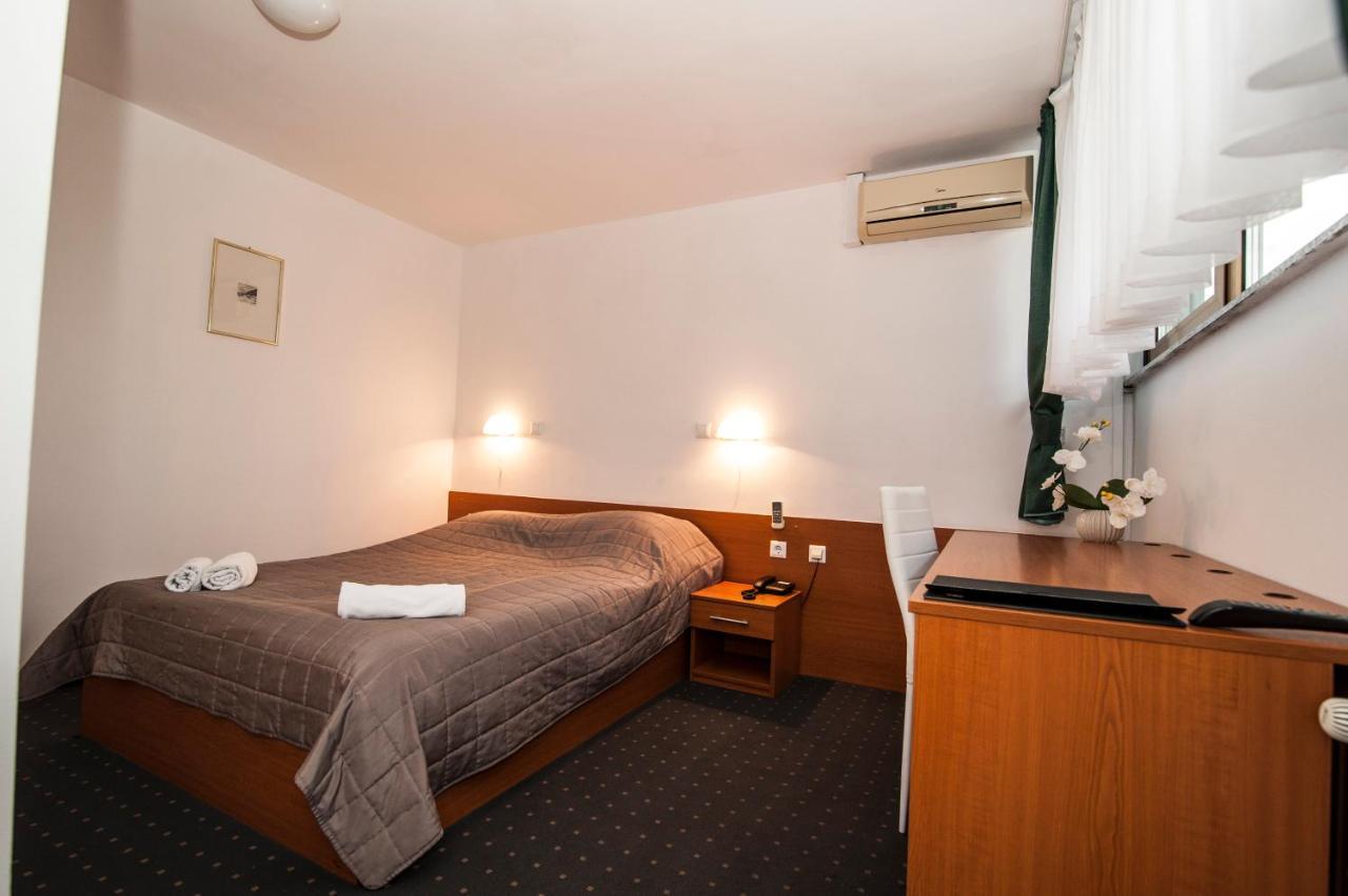 Hotel Faraon Celje Exterior photo
